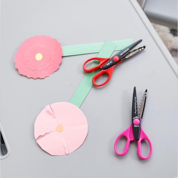 Kraft Edgers with Rotating Hardwood Rack, Decorative Scissors, Assorted, 23-pc - Picture 6 of 12